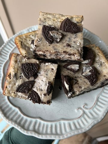 Oreo Cheesecake Bars